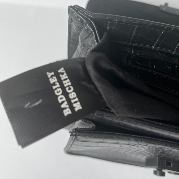 Badgley mischka Belle Studded Biker Reptile Crossbody Chain Shoulder Bag Purse - Picture 8 of 12